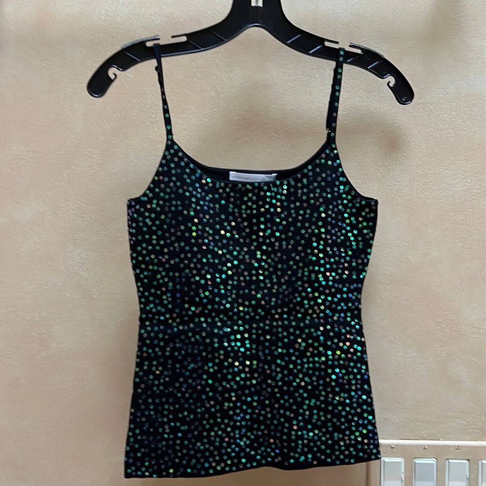 Sequin tank